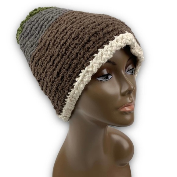 Hand made crochet woven oversized winter hat - Picture 9 of 12